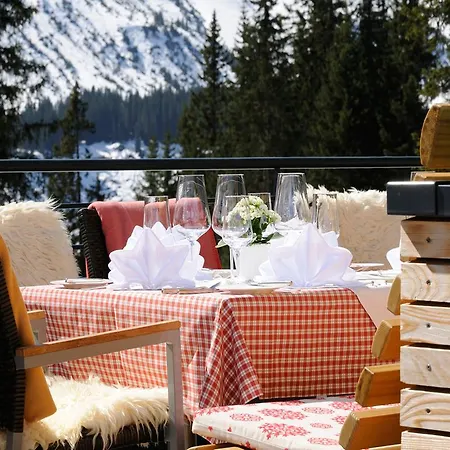 Cresta.alpin.sport.hotel 레흐암 아르베르크